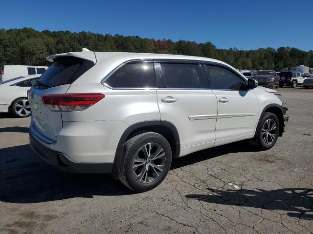 Изображение 3 2017 TOYOTA HIGHLANDER LE 2017 с VIN 5TDZZRFHXHS231642