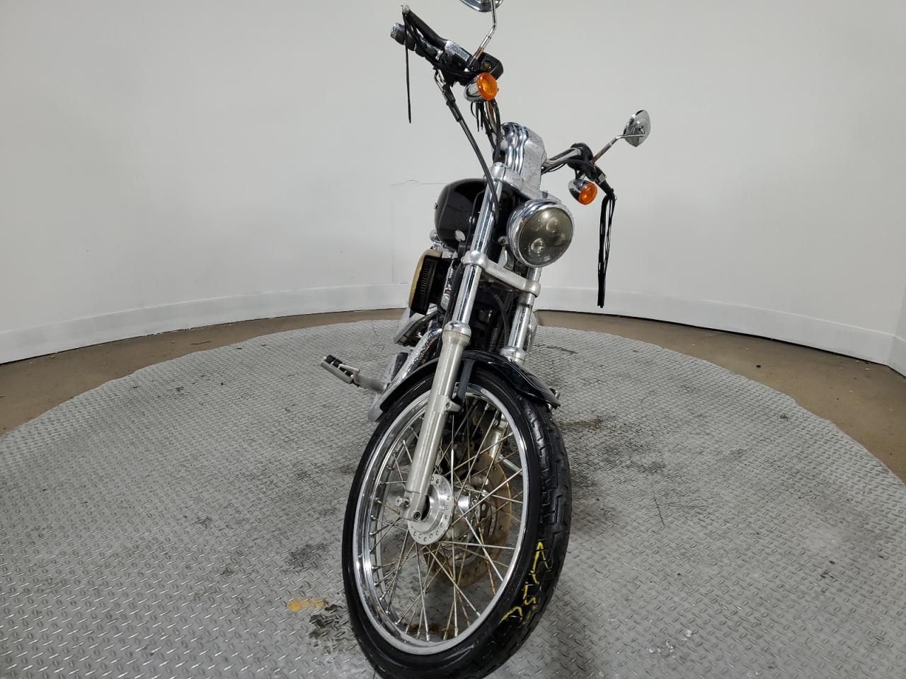 Изображение 2 2004 HARLEY-DAVIDSON XL1200 C 2004 с VIN 1HD1CGP124K440698