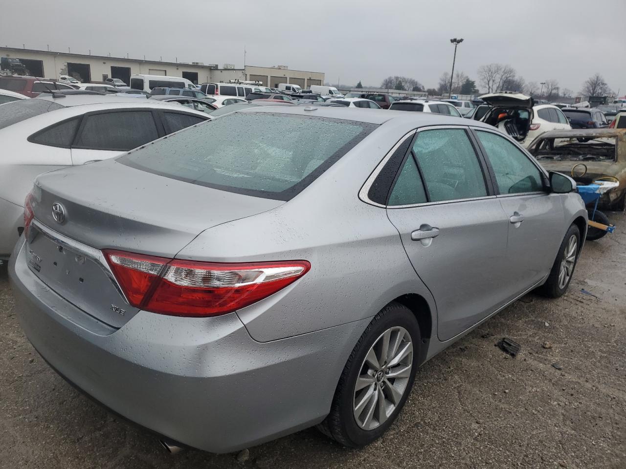 Изображение 3 2015 TOYOTA CAMRY LE 2015 с VIN 4T1BF1FK5FU075344