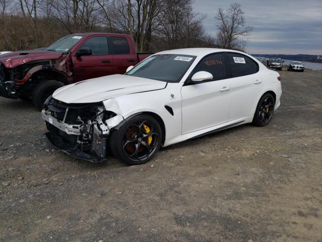 2017 ALFA ROMEO GIULIA QUADRIFOGLIO 2017 image
