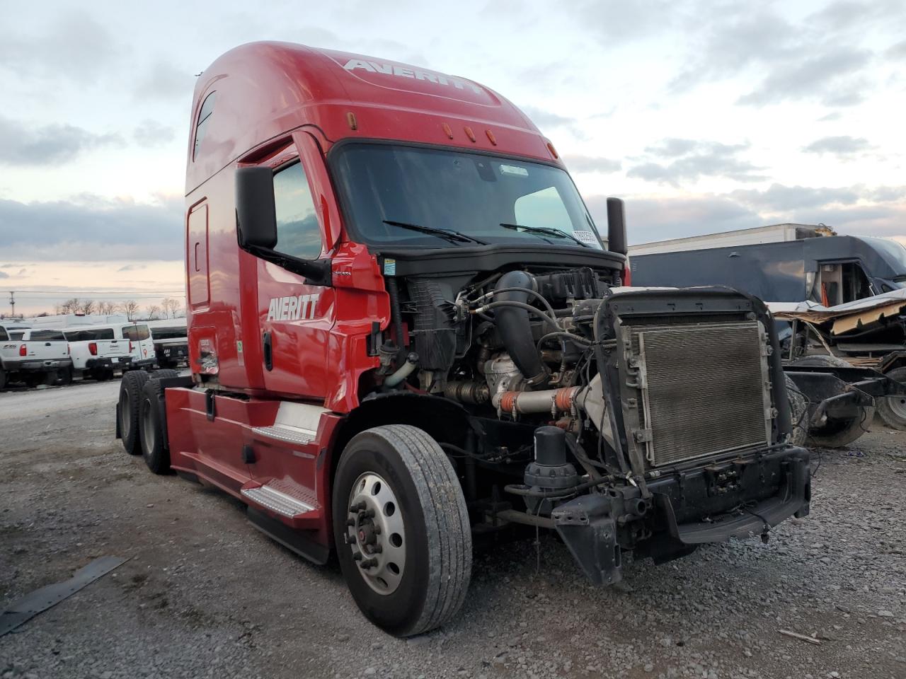 2019 FREIGHTLINER CASCADIA 126  2019 image