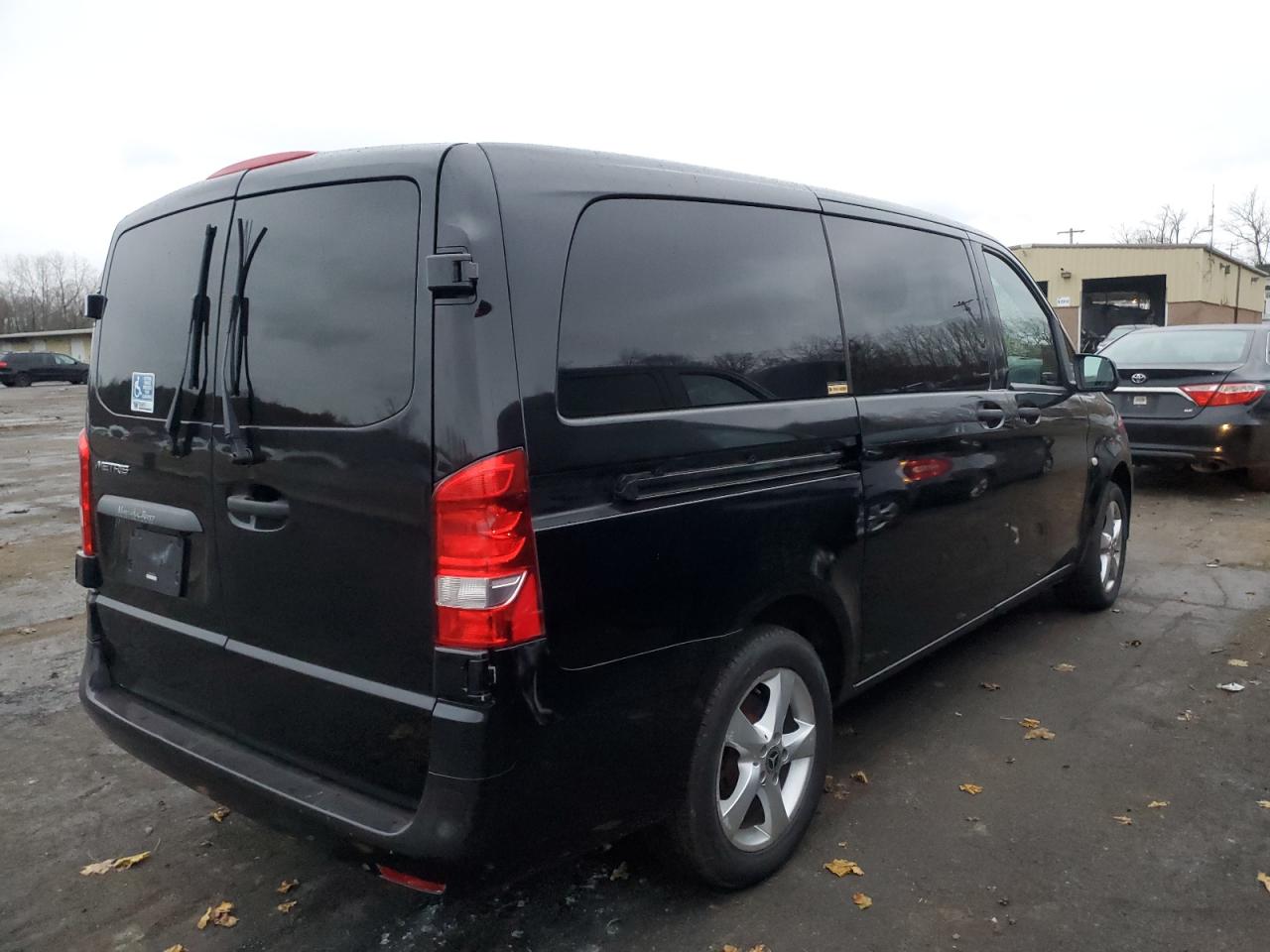 Изображение 3 2018 MERCEDES-BENZ METRIS  2018 с VIN WD4PG2EE8J3497301