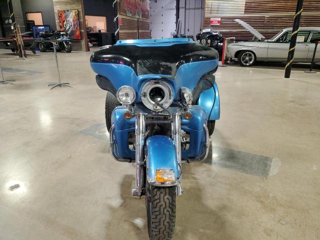 Image 2 of 2011 HARLEY-DAVIDSON FLHTCUTG  2011 with VIN 1HD1MAM1XBB853268