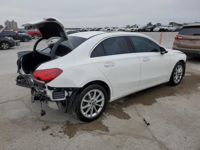 Obraz 3 z 2019 MERCEDES-BENZ A 220 2019 z VIN WDD3G4EB9KW034325