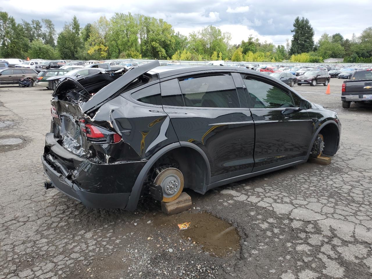 Image 3 of 2022 TESLA MODEL X  2022 with VIN 7SAXCBE67NF331393