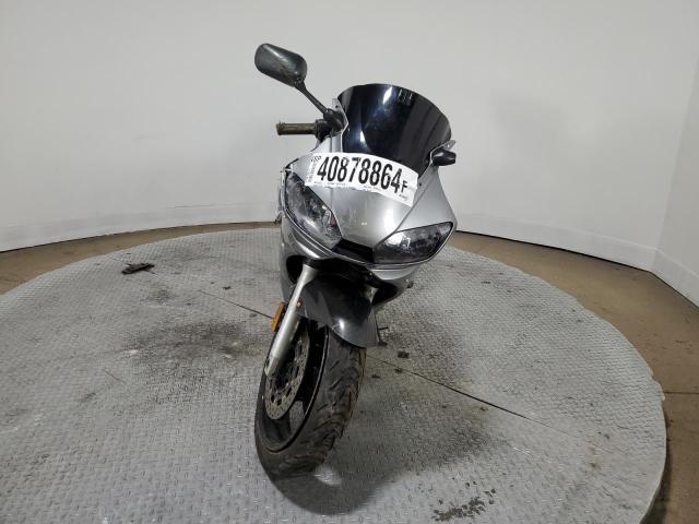 Изображение 2 2001 YAMAHA YZFR6 L 2001 с VIN JYARJ04E21A018307