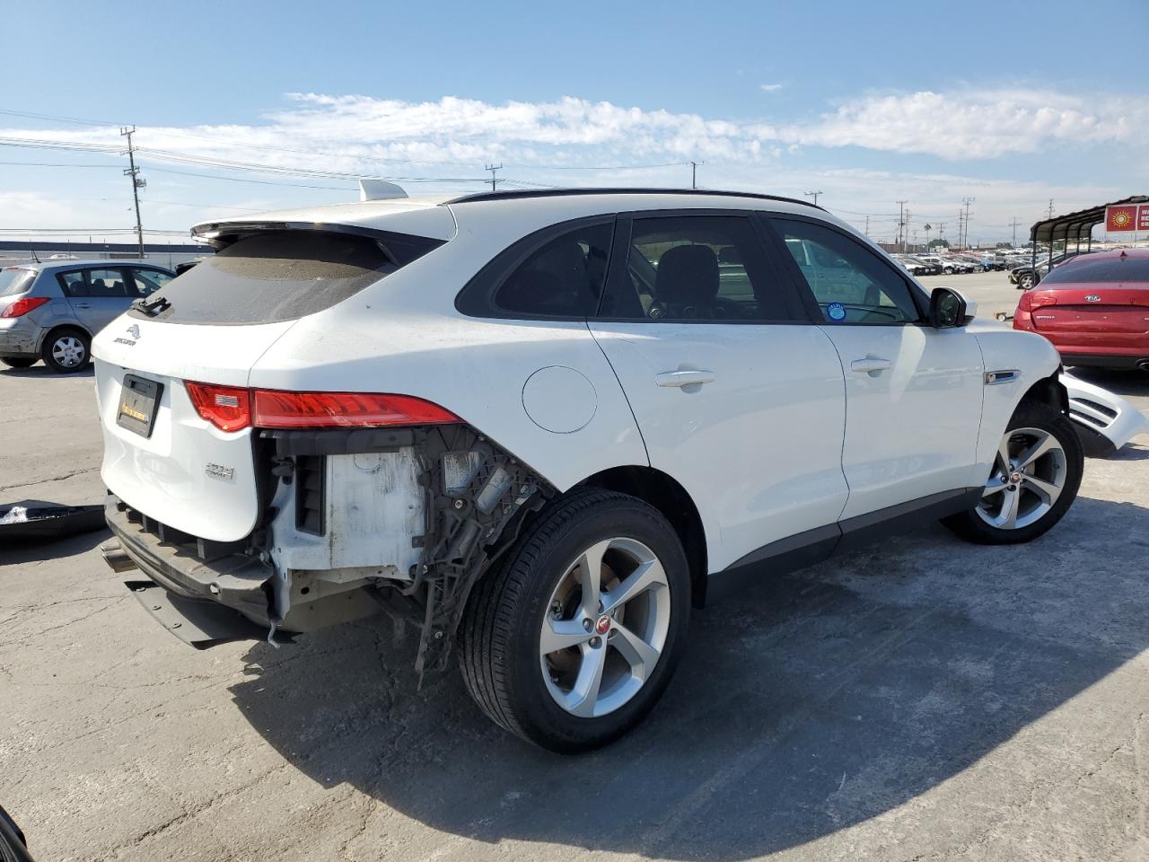 Изображение 3 2018 JAGUAR F-PACE PREMIUM 2018 с VIN SADCJ2FN1JA294100