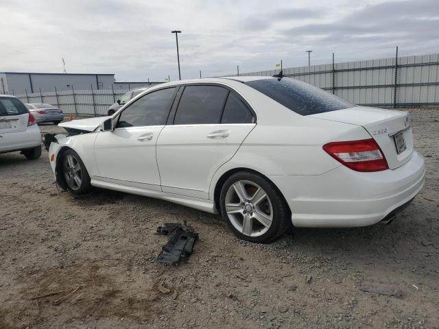Изображение 2 2011 MERCEDES-BENZ C 300 2011 с VIN WDDGF5EB1BR138171