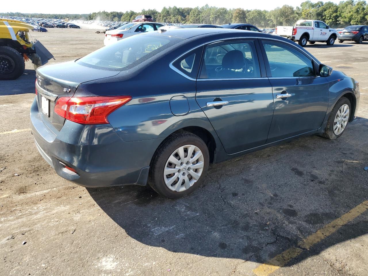 Изображение 3 2017 NISSAN SENTRA S 2017 с VIN 3N1AB7AP3HY329489