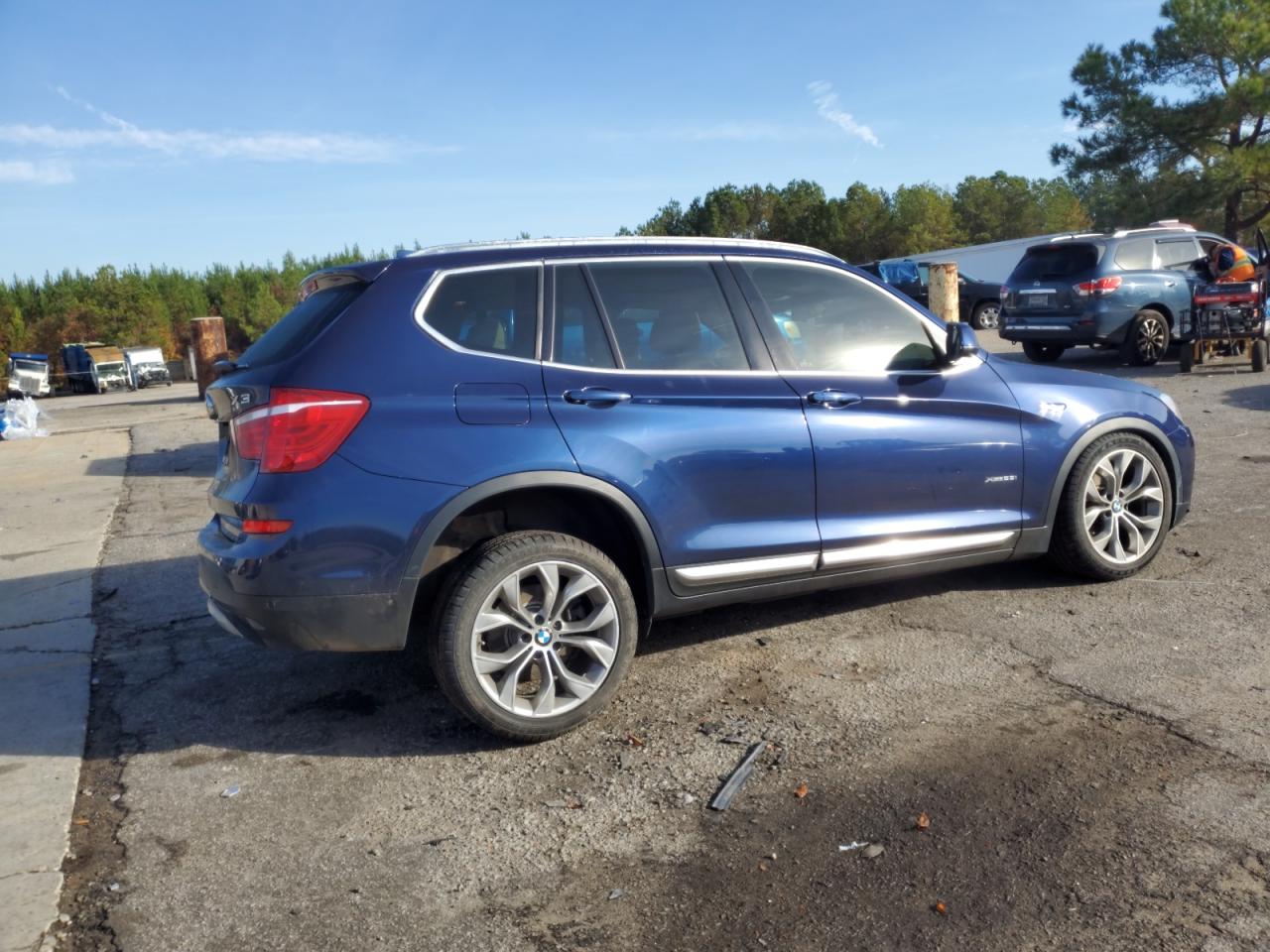 Изображение 3 2016 BMW X3 XDRIVE28I 2016 с VIN 5UXWX9C56G0D83407