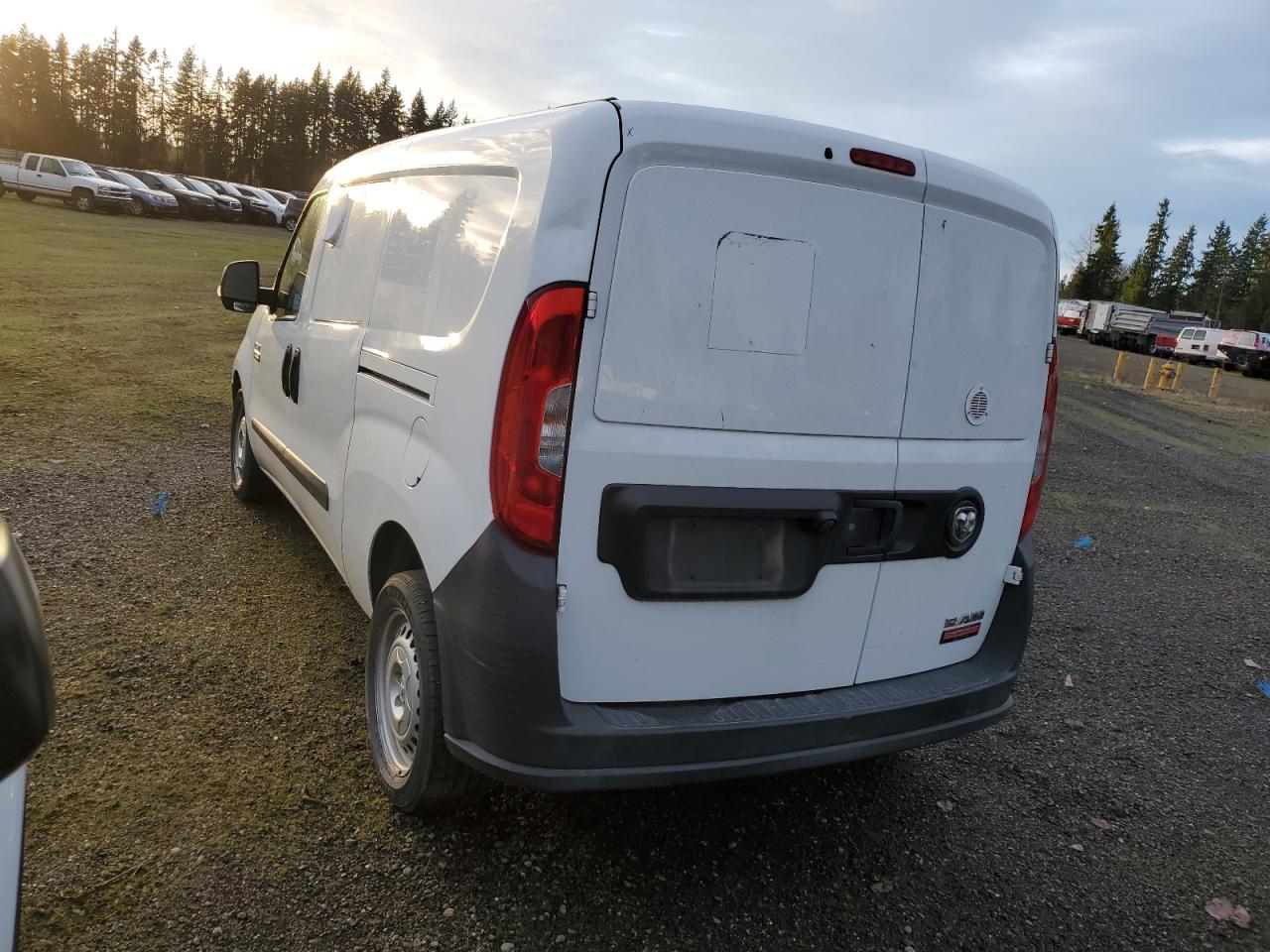 Image 2 of 2016 RAM PROMASTER CITY  2016 with VIN ZFBERFAT3G6C73020