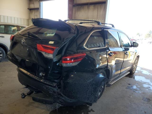 Изображение 3 2018 TOYOTA HIGHLANDER SE 2018 с VIN 5TDKZRFHXJS540812