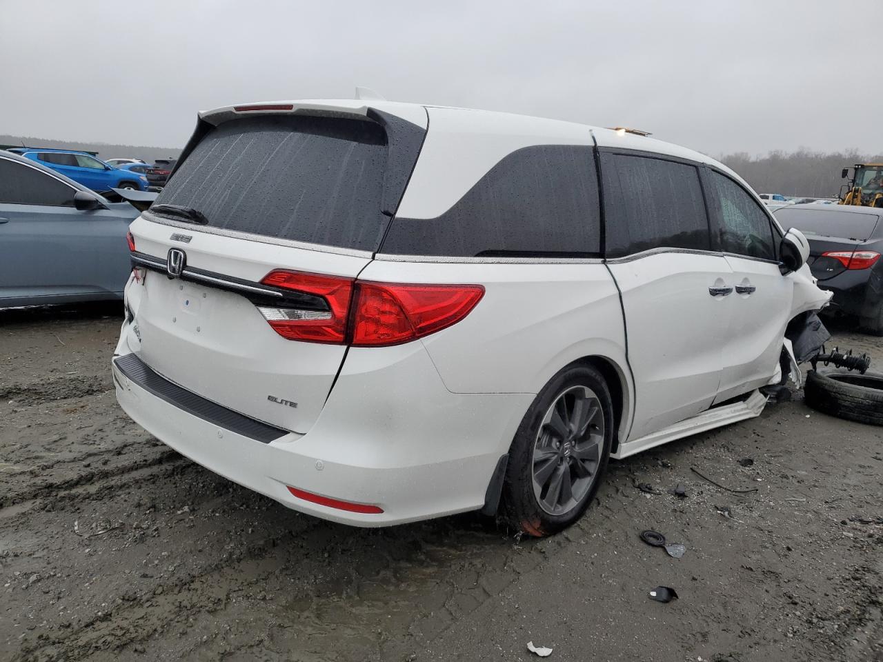 Image 3 of 2023 HONDA ODYSSEY ELITE 2023 with VIN 5FNRL6H97PB068067