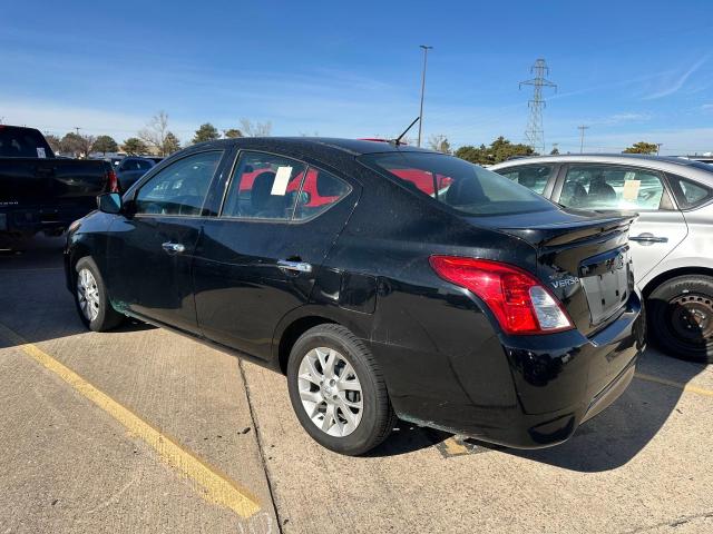 Obraz 3 z 2018 NISSAN VERSA S 2018 z VIN 3N1CN7AP3JL877611