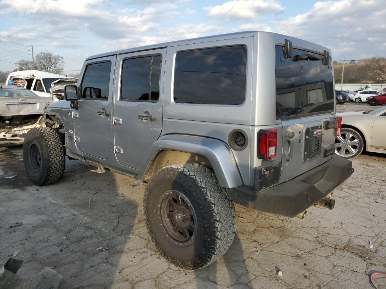 Obraz 2 z 2015 JEEP WRANGLER UNLIMITED SAHARA 2015 z VIN 1C4BJWEG1FL603321