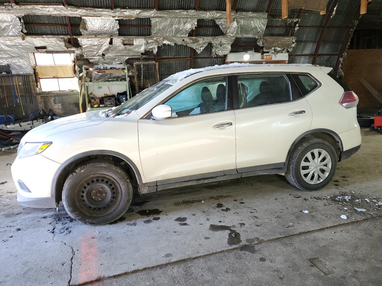Image 1 of 2015 NISSAN ROGUE S 2015 with VIN 5N1AT2MV7FC782183