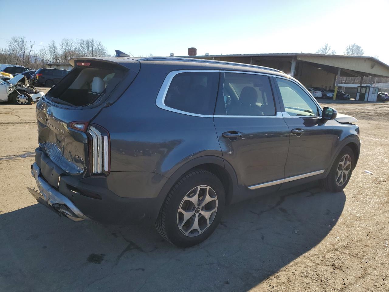 Image 3 of 2020 KIA TELLURIDE EX 2020 with VIN 5XYP3DHC2LG033088