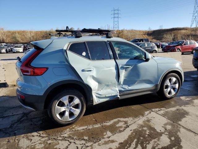Obraz 3 z 2019 VOLVO XC40 T5 MOMENTUM 2019 z VIN YV4162UKXK2085119