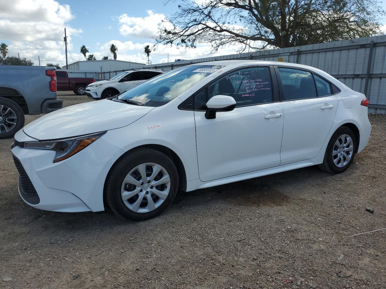 Image 1 of 2021 TOYOTA COROLLA LE 2021 with VIN 5YFEPMAE6MP210021