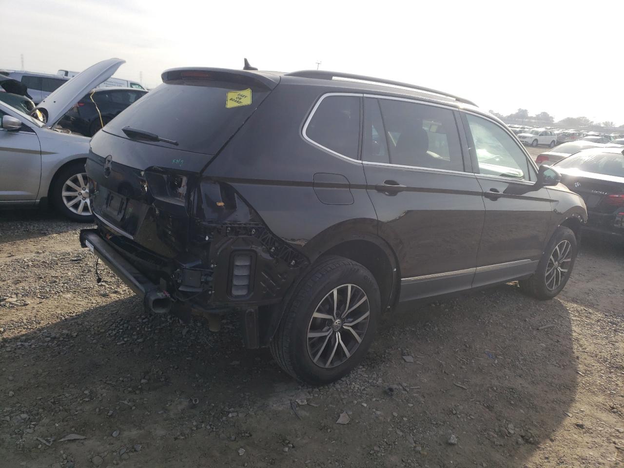 Изображение 3 2020 VOLKSWAGEN TIGUAN SE 2020 с VIN 3VV3B7AX9LM088576