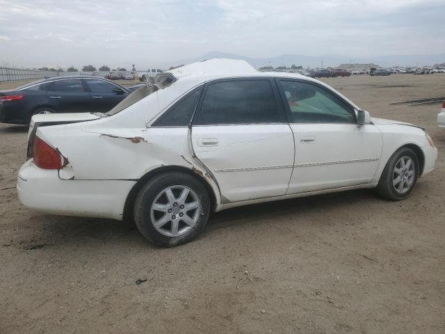 Image 3 of 2000 TOYOTA AVALON XL 2000 with VIN 4T1BF28B8YU098865