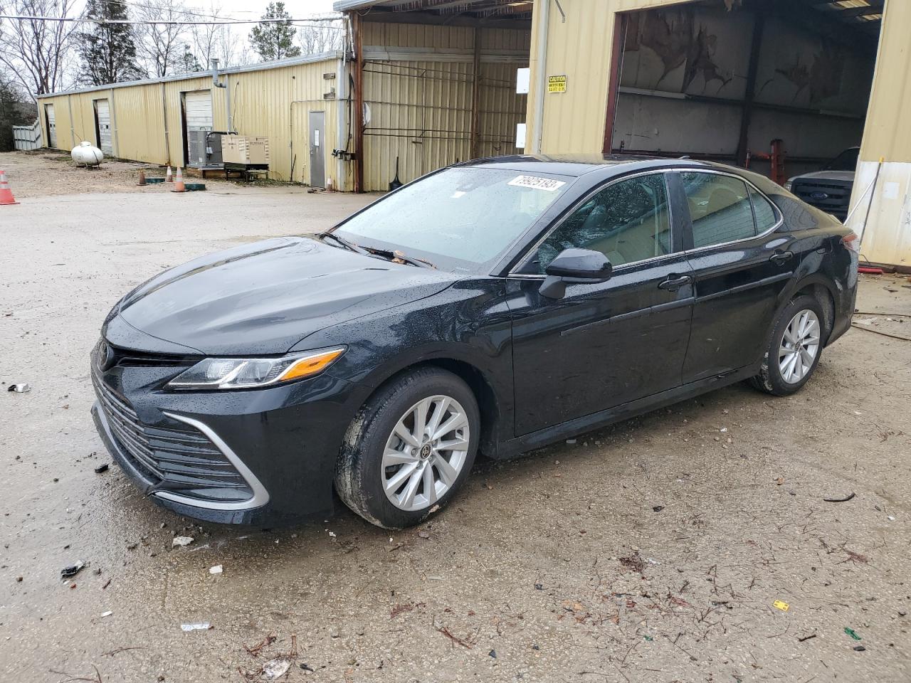 Изображение 1 2023 TOYOTA CAMRY LE 2023 с VIN 4T1C11AK2PU105637