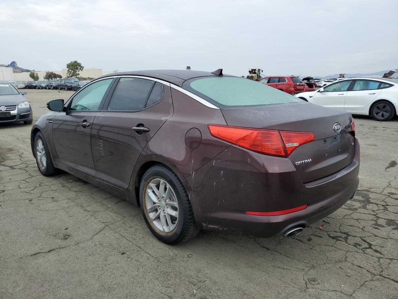 Image 2 of 2011 KIA OPTIMA LX 2011 with VIN KNAGM4A70B5174384