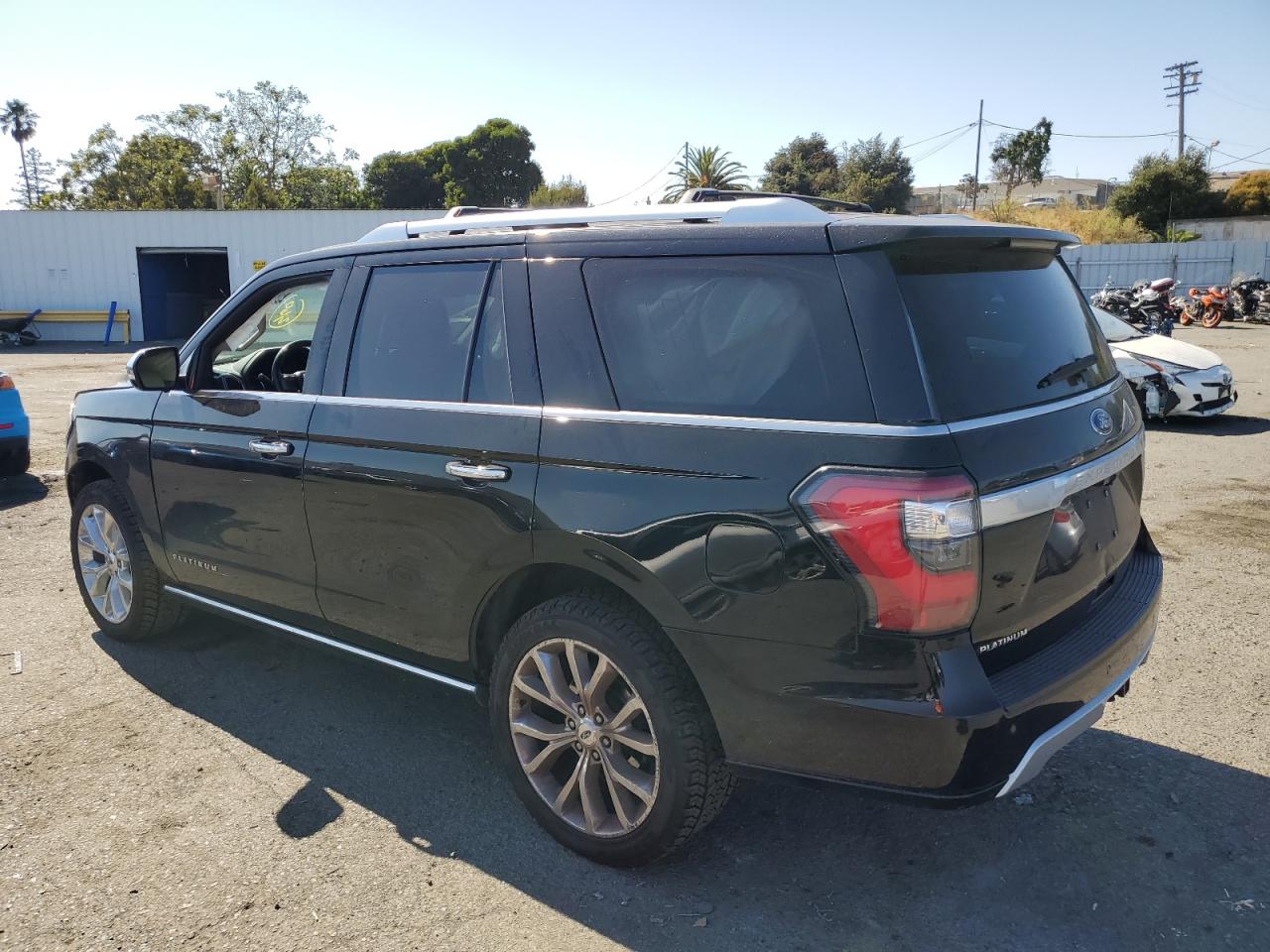 Изображение 2 2018 FORD EXPEDITION PLATINUM 2018 с VIN 1FMJU1MTXJEA37849