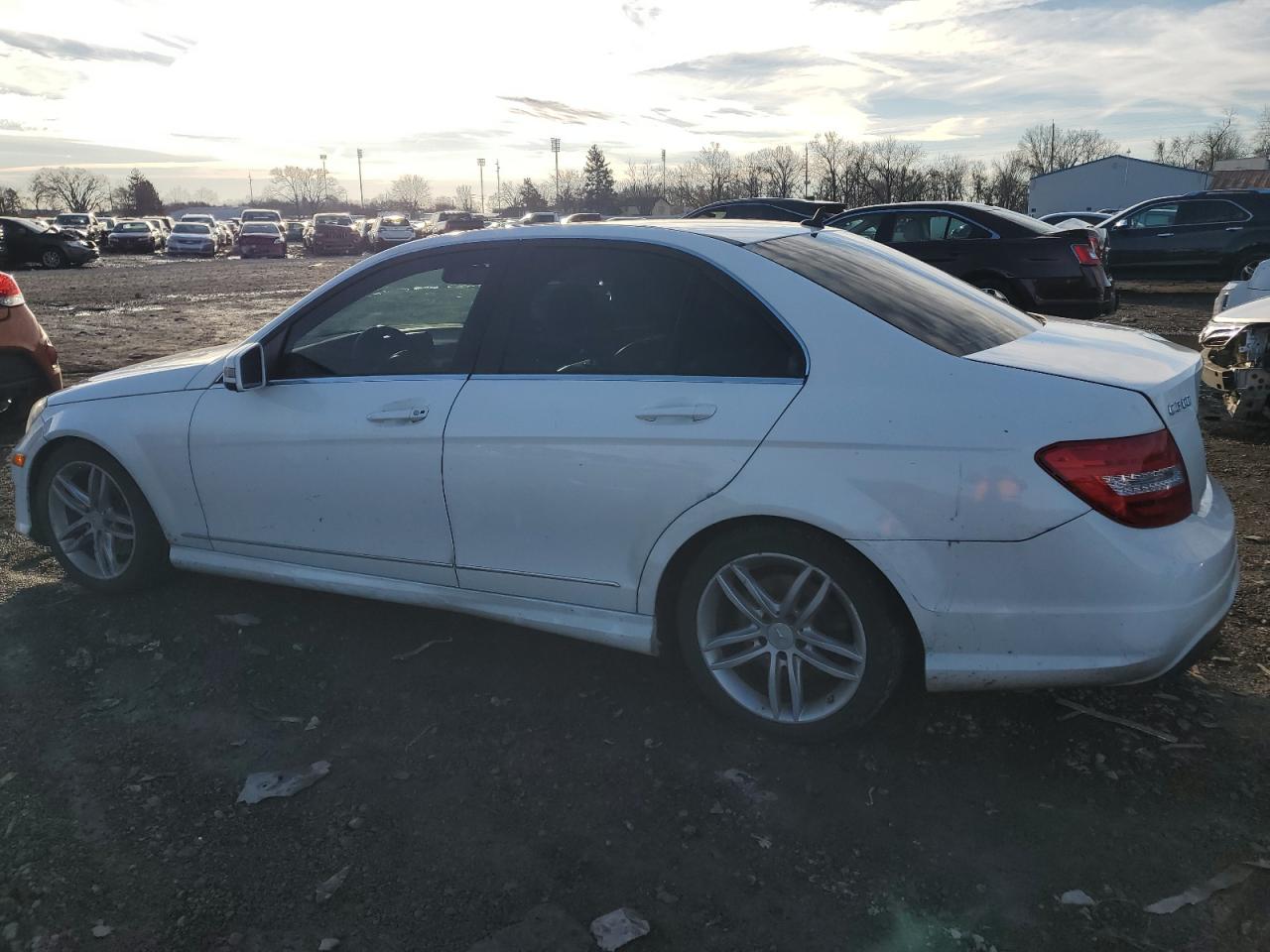Image 2 of 2013 MERCEDES-BENZ C 300 4MATIC 2013 with VIN WDDGF8ABXDA821186