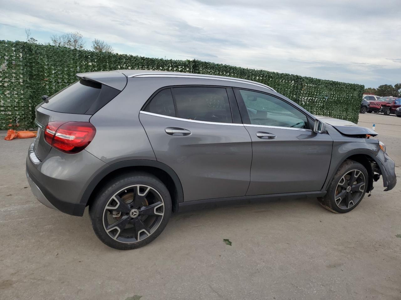 Изображение 3 2020 MERCEDES-BENZ GLA 250 2020 с VIN W1NTG4EB9LJ694978