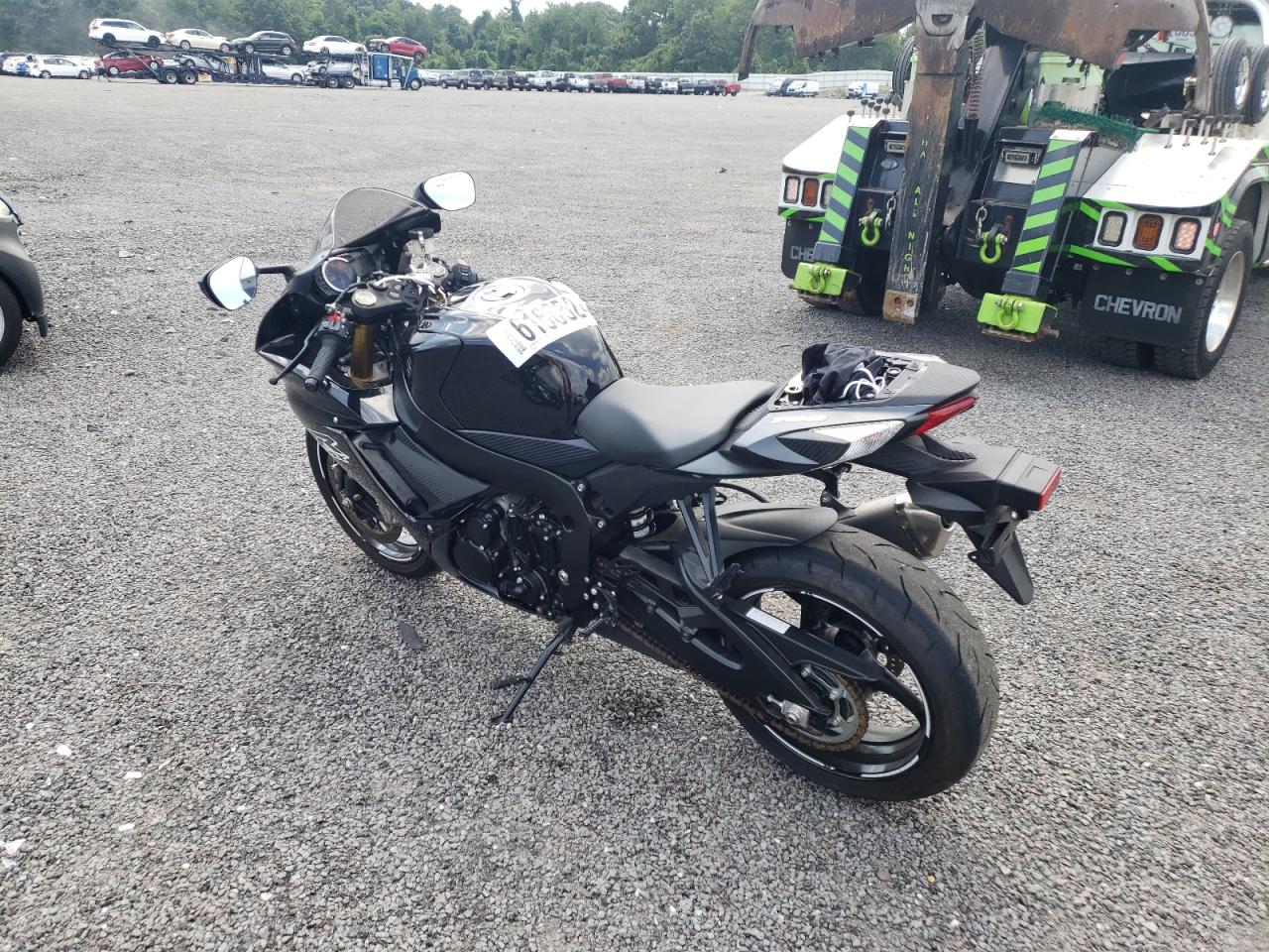 Image 3 of 2020 SUZUKI GSX-R750  2020 with VIN JS1GR7MA0L7100136