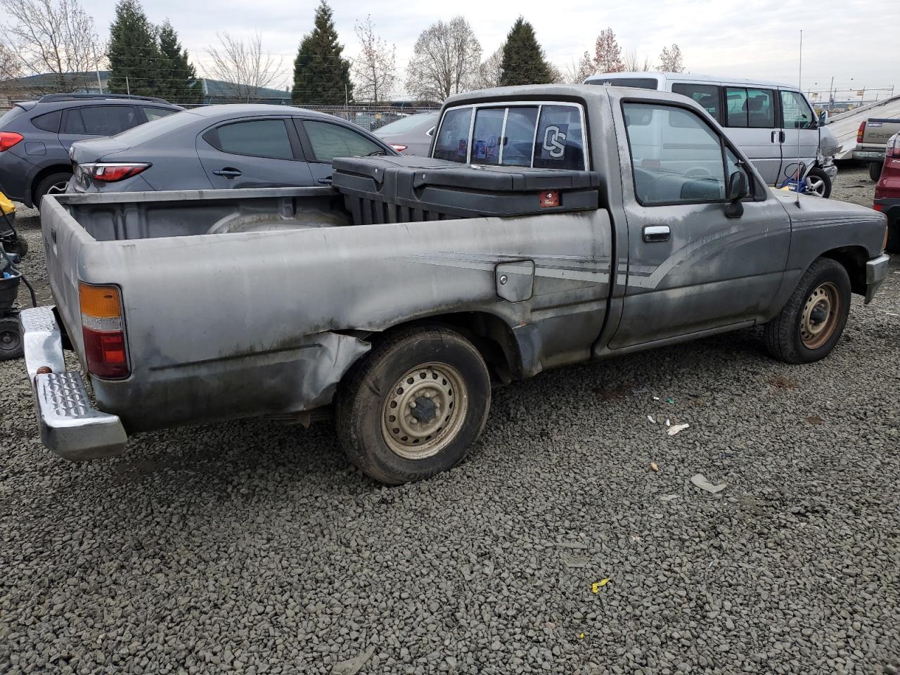 Изображение 3 1989 TOYOTA PICKUP 1/2 TON SHORT WHEELBASE DLX 1989 с VIN JT4RN81P8K0008126