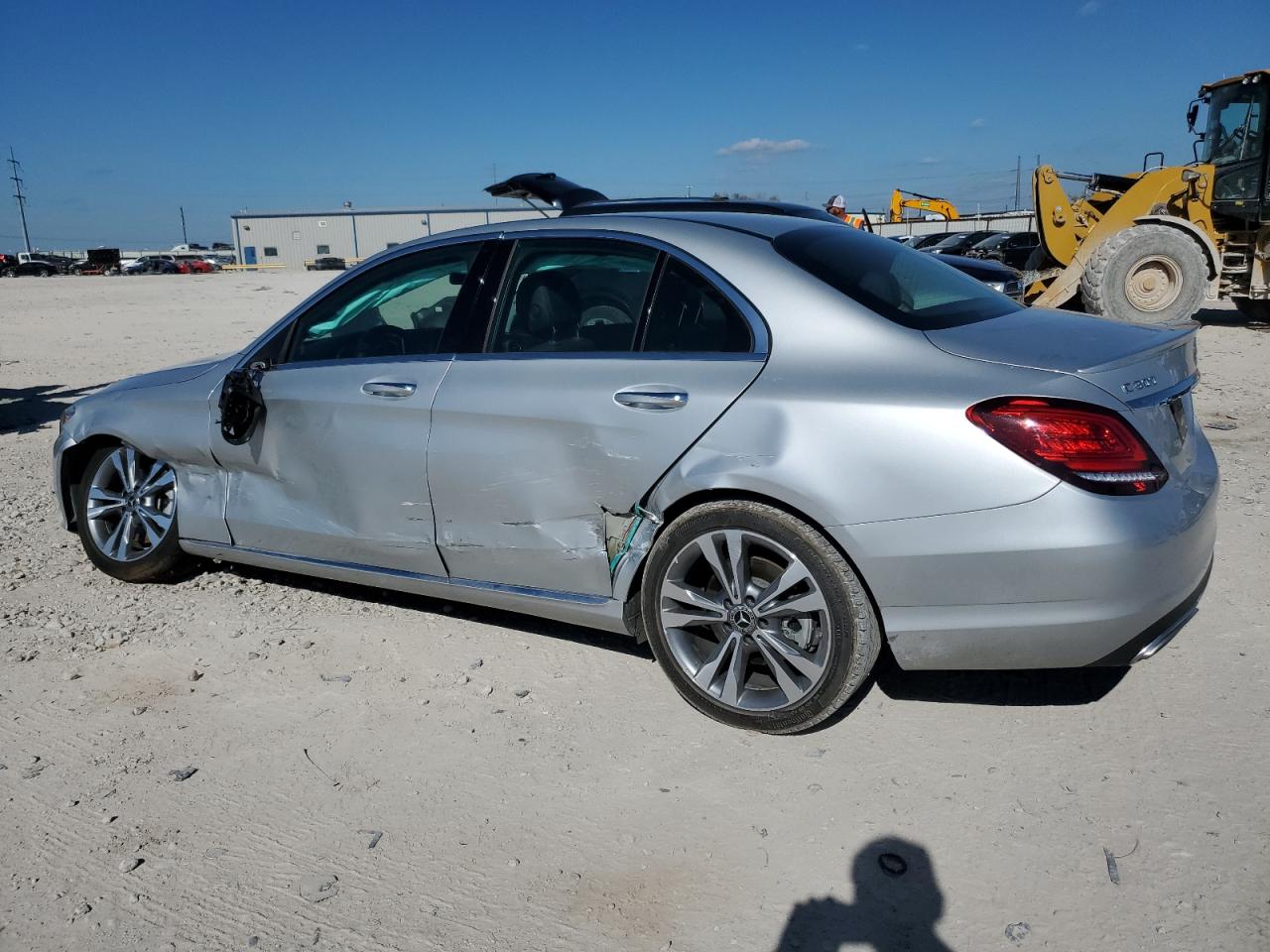 Image 2 of 2020 MERCEDES-BENZ C 300 2020 with VIN W1KWF8DB4LR572259