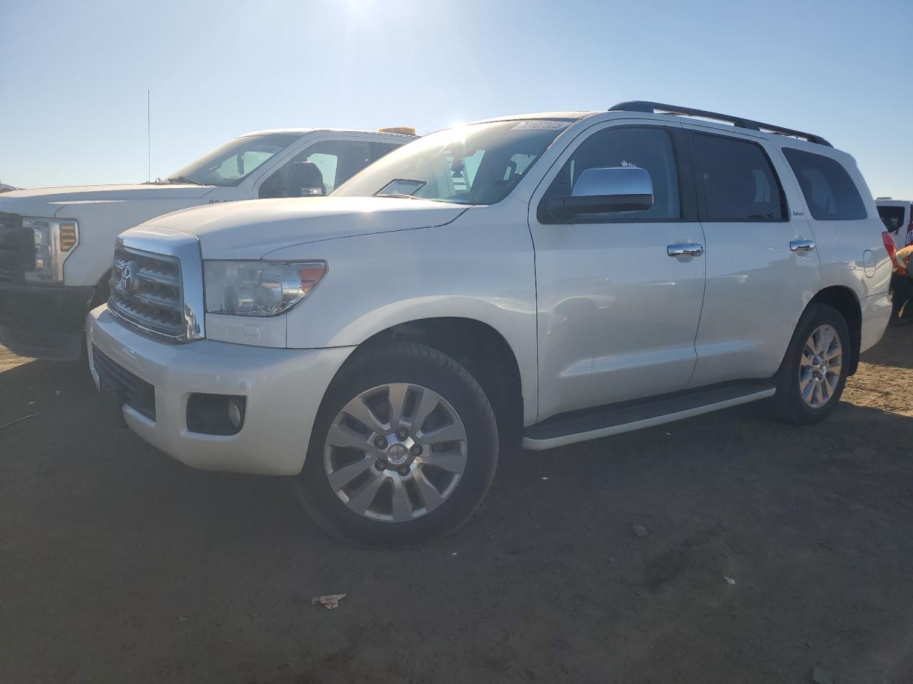 Obraz 1 z 2015 TOYOTA SEQUOIA PLATINUM 2015 z VIN 5TDDW5G13FS117315
