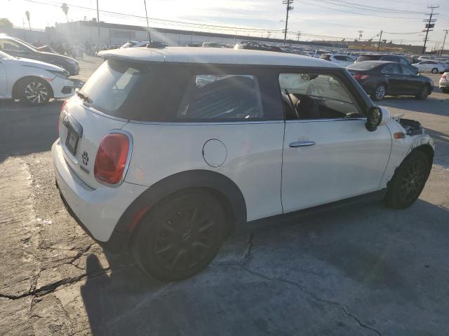 Image 3 of 2017 MINI COOPER  2017 with VIN WMWXP5C3XH2G60303