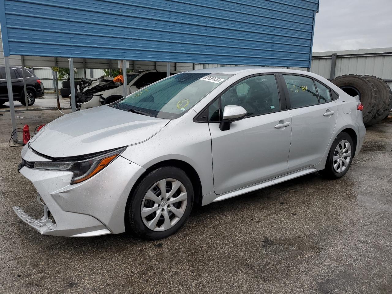 Obraz 1 z 2021 TOYOTA COROLLA LE 2021 z VIN 5YFEPMAE1MP180619
