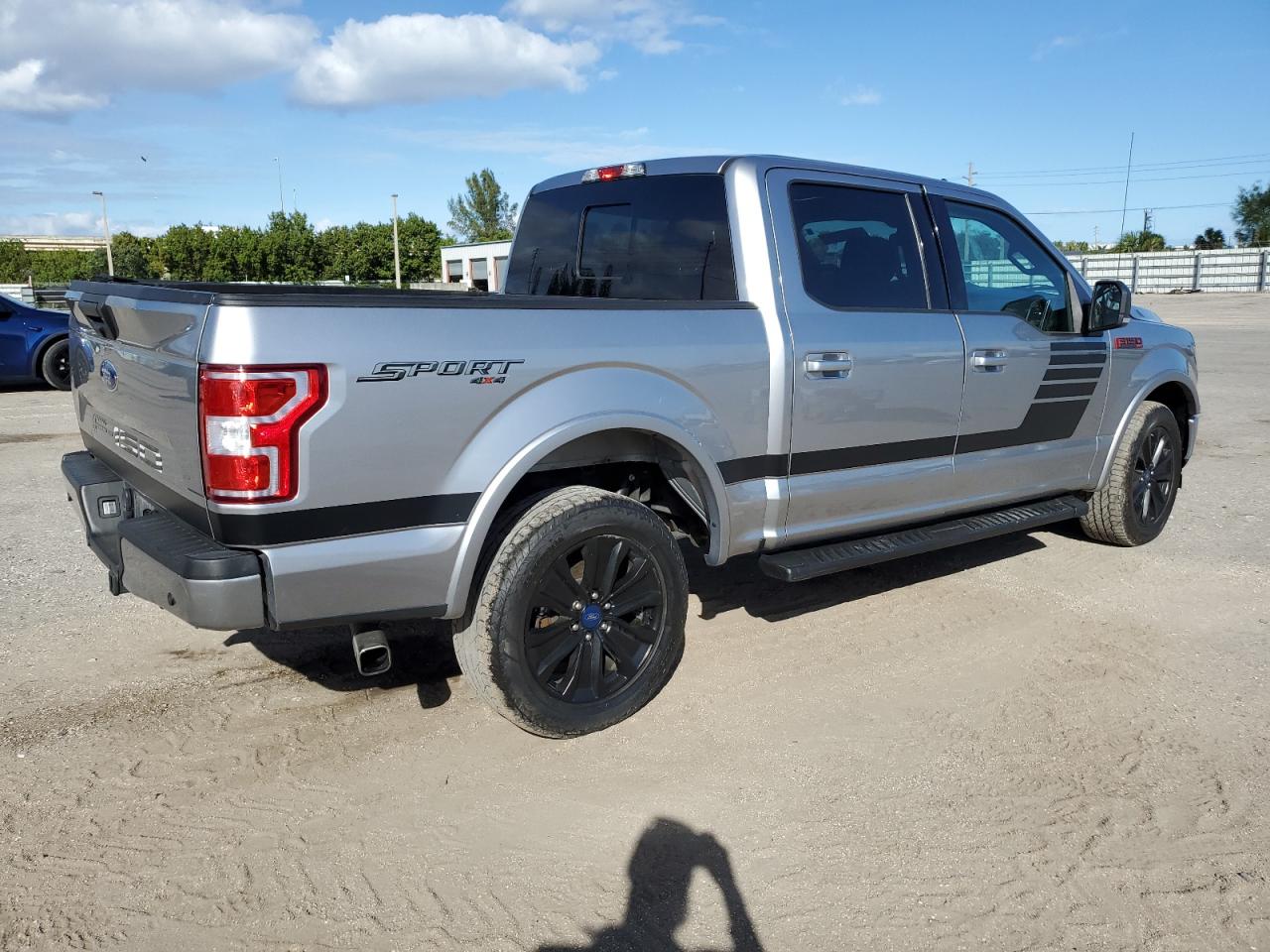 Obraz 3 z 2020 FORD F150 SUPERCREW 2020 z VIN 1FTEW1E5XLFC19547