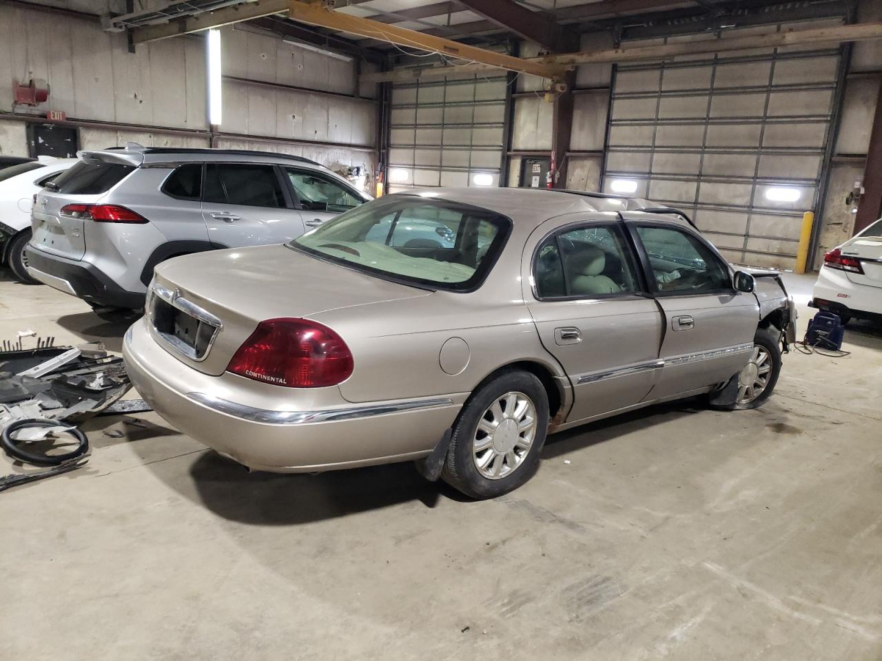 Image 3 of 2002 LINCOLN CONTINENTAL  2002 with VIN 1LNHM97V12Y699880