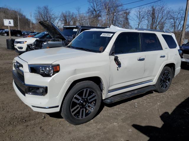 Изображение 2018 TOYOTA 4RUNNER SR5 2018