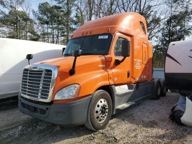 Image 2 of 2014 FREIGHTLINER CASCADIA 125  2014 with VIN 3AKJGLD52ESFK3114