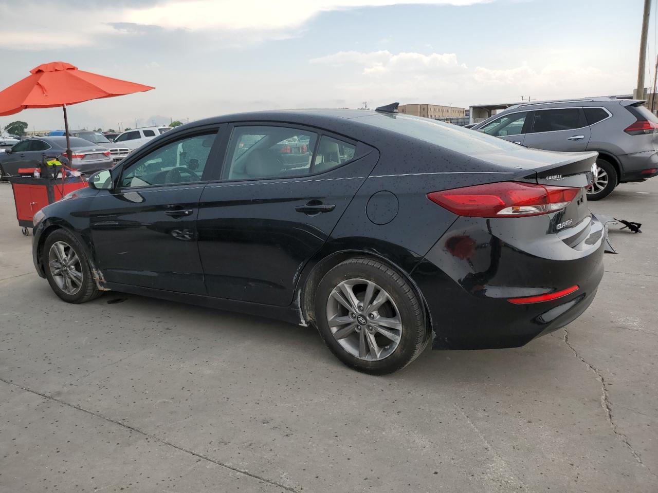 Image 2 of 2017 HYUNDAI ELANTRA SE 2017 with VIN 5NPD84LF7HH026823
