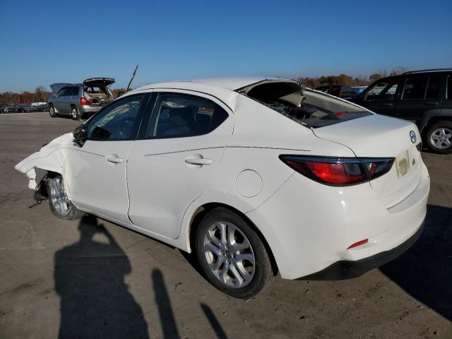 Obraz 2 z 2016 TOYOTA SCION IA  2016 z VIN 3MYDLBZV7GY132418
