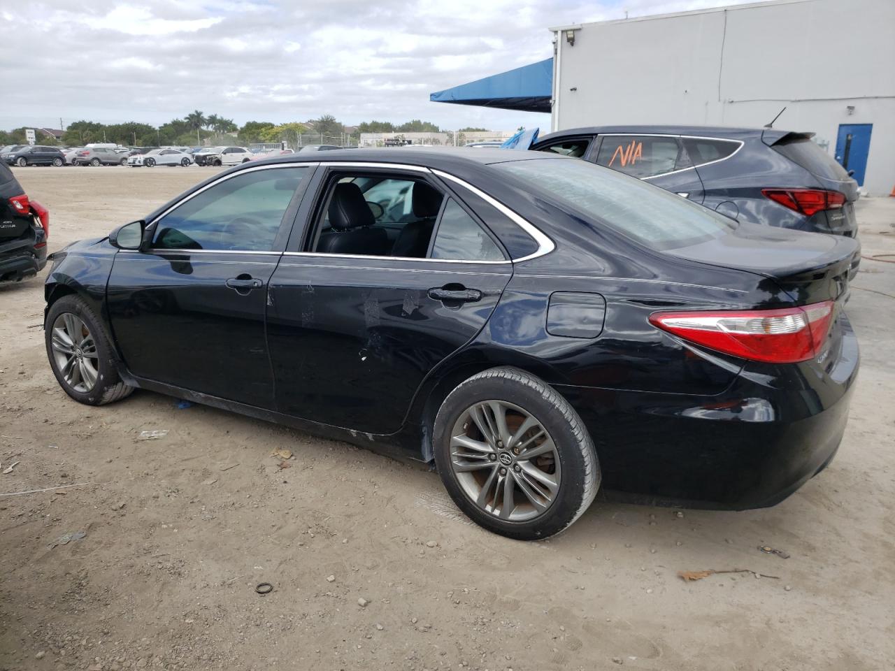 Image 2 of 2015 TOYOTA CAMRY LE 2015 with VIN 4T1BF1FK7FU993063