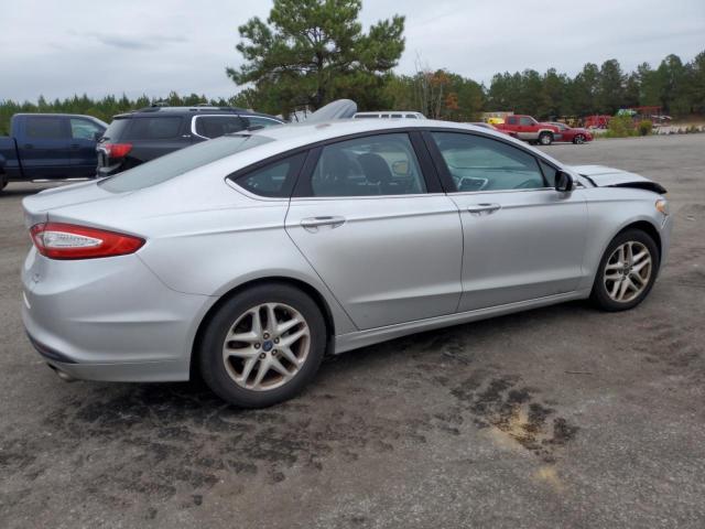 Obraz 3 z 2014 FORD FUSION SE 2014 z VIN 3FA6P0HD2ER135815