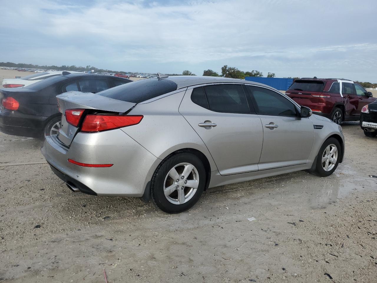 Image 3 of 2015 KIA OPTIMA LX 2015 with VIN KNAGM4A71F5556431