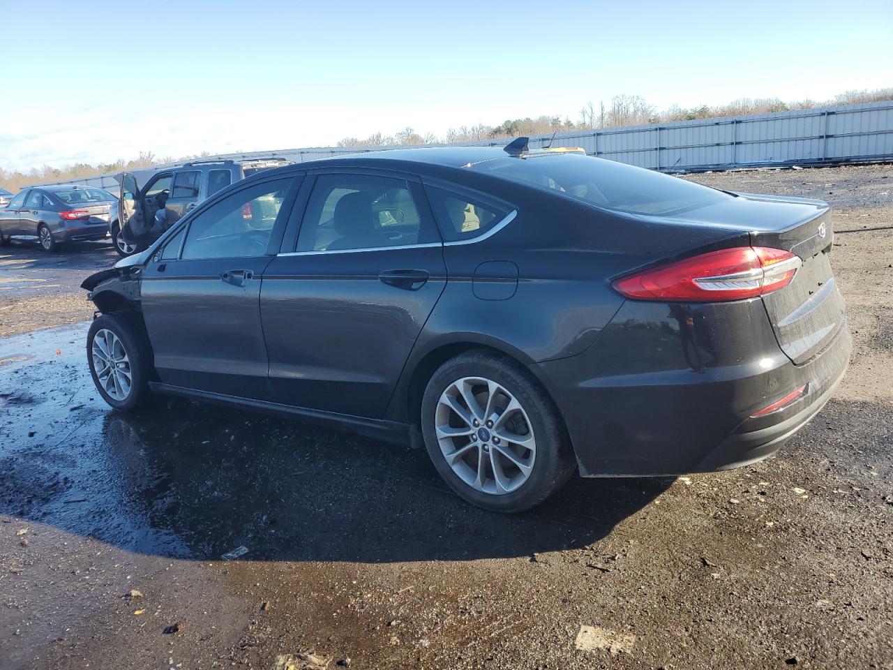 Изображение 2 2019 FORD FUSION SE 2019 с VIN 3FA6P0LU6KR242563