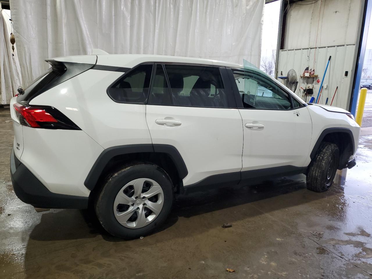Image 3 of 2023 TOYOTA RAV4 LE 2023 with VIN 2T3F1RFV9PC336414