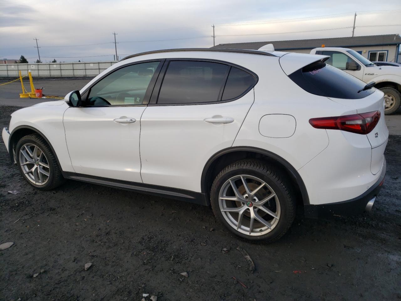 Image 2 of 2018 ALFA ROMEO STELVIO SPORT 2018 with VIN ZASFAKPN4J7B70219