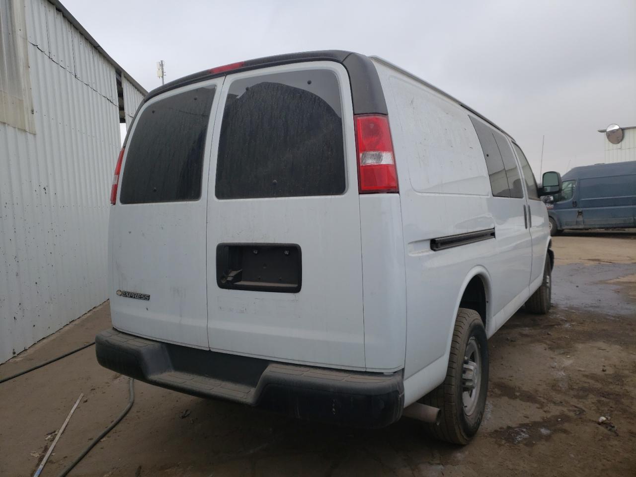 Image 3 of 2018 CHEVROLET EXPRESS G2500  2018 with VIN 1GCWGAFG5J1319342