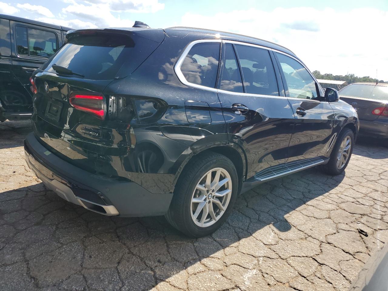 Image 3 of 2020 BMW X5 SDRIVE 40I 2020 with VIN 5UXCR4C06L9C03482